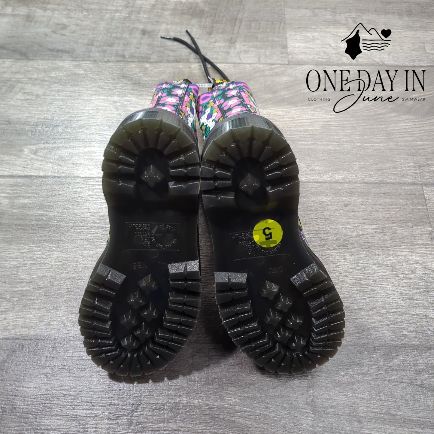 Dr. Martens Sinclair High Platform Boots Size 5