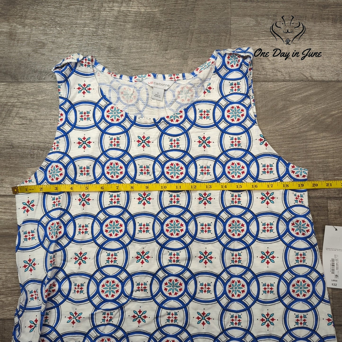Liz Claiborne Sleeveless Top Size L