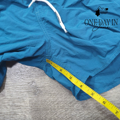 Maamgic Boardshorts Size M