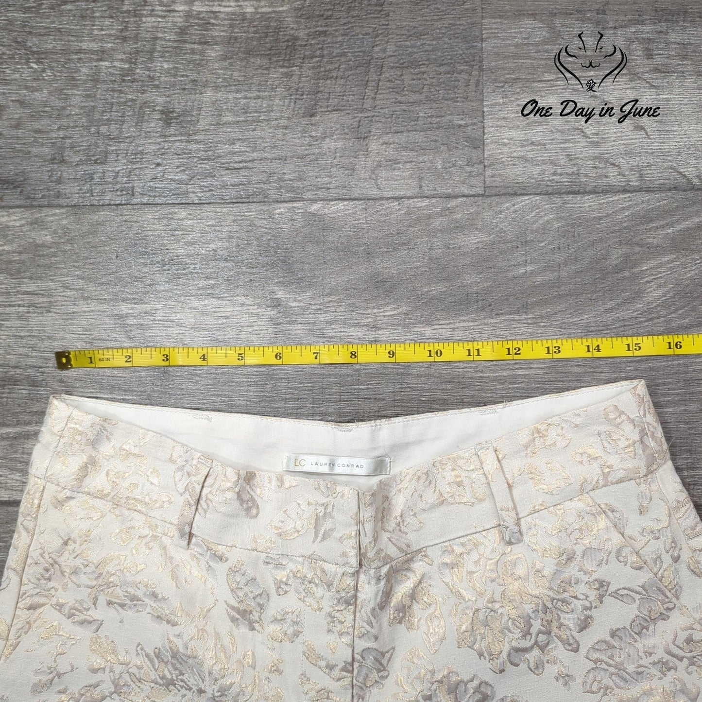 Lauren Conrad Flat Front Shorts Size 12