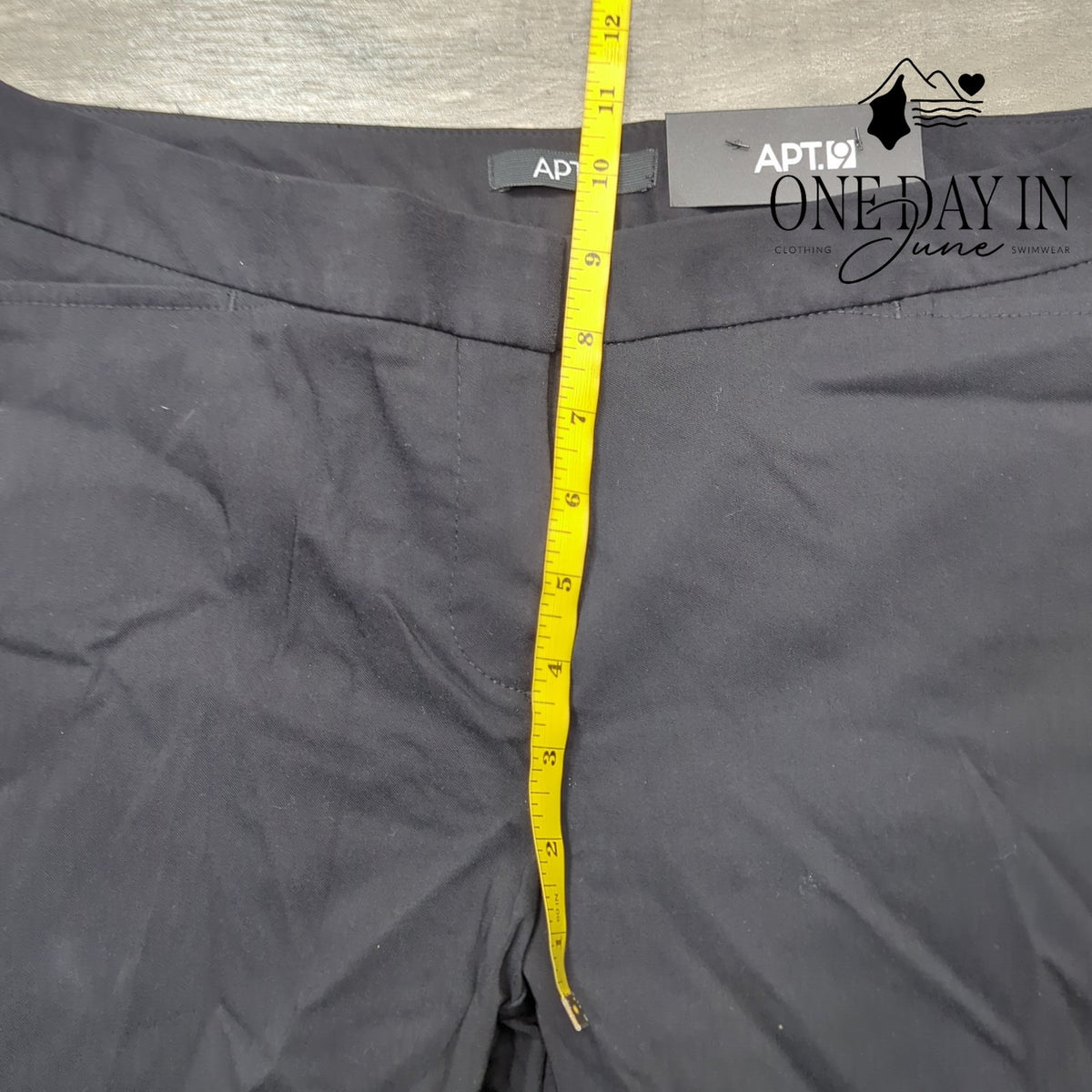 Apt. 9 Mid Rise Trouser Dress Pants Black NWT Petite Size 8Ps