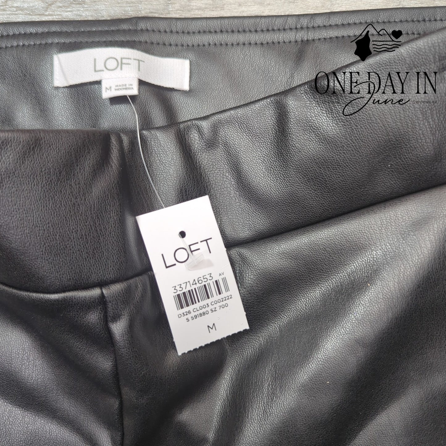 Loft Faux Leather Skinny Ankle Pants Size M