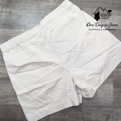 Old Navy Taylor Extra High Rise Shorts Size L