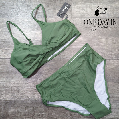 Aimage Twist Front Bikini Swimsuit Size M