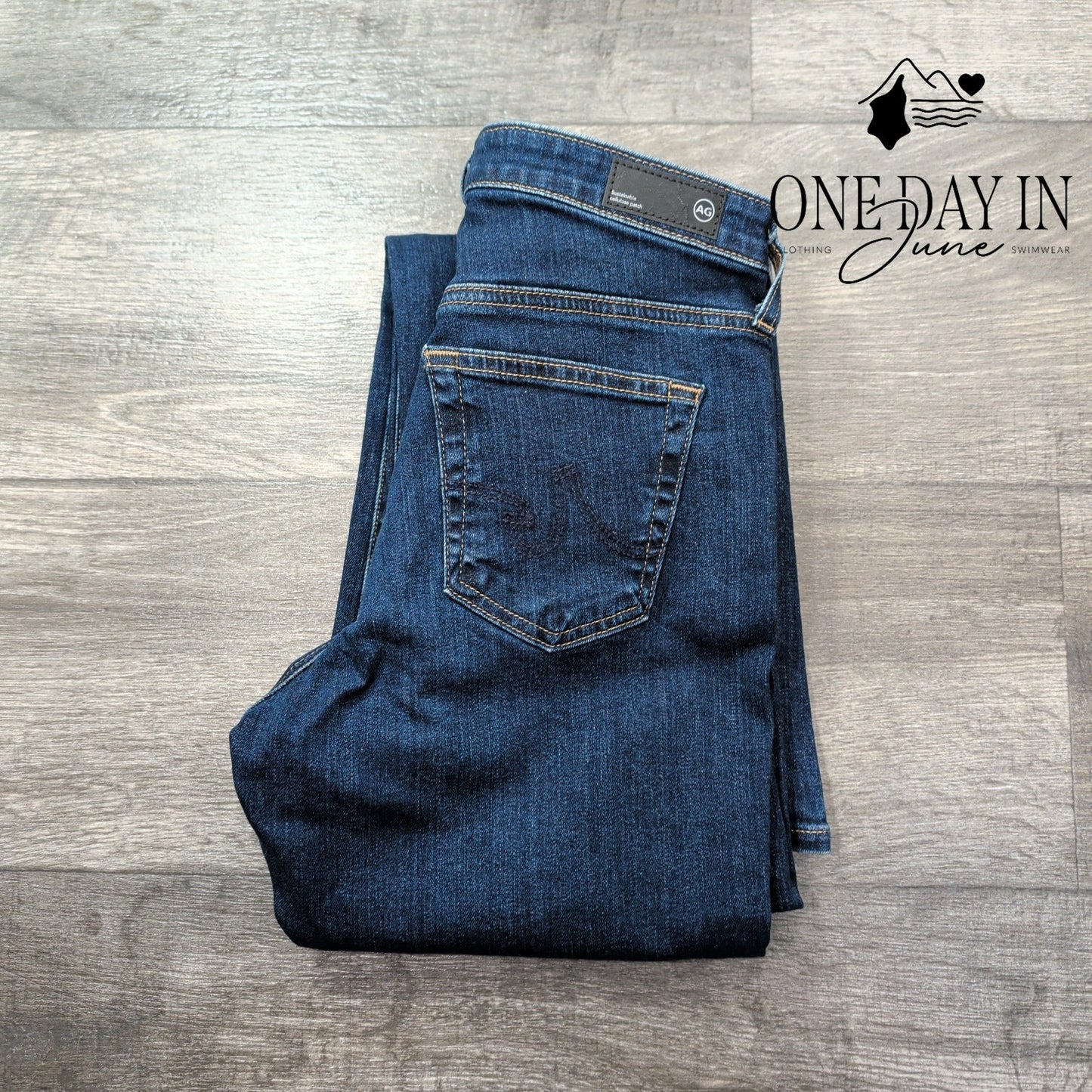 AG Adriano Goldschmied Angel Low Rise Bootcut Night Out NWT $215 Size 6 (28)