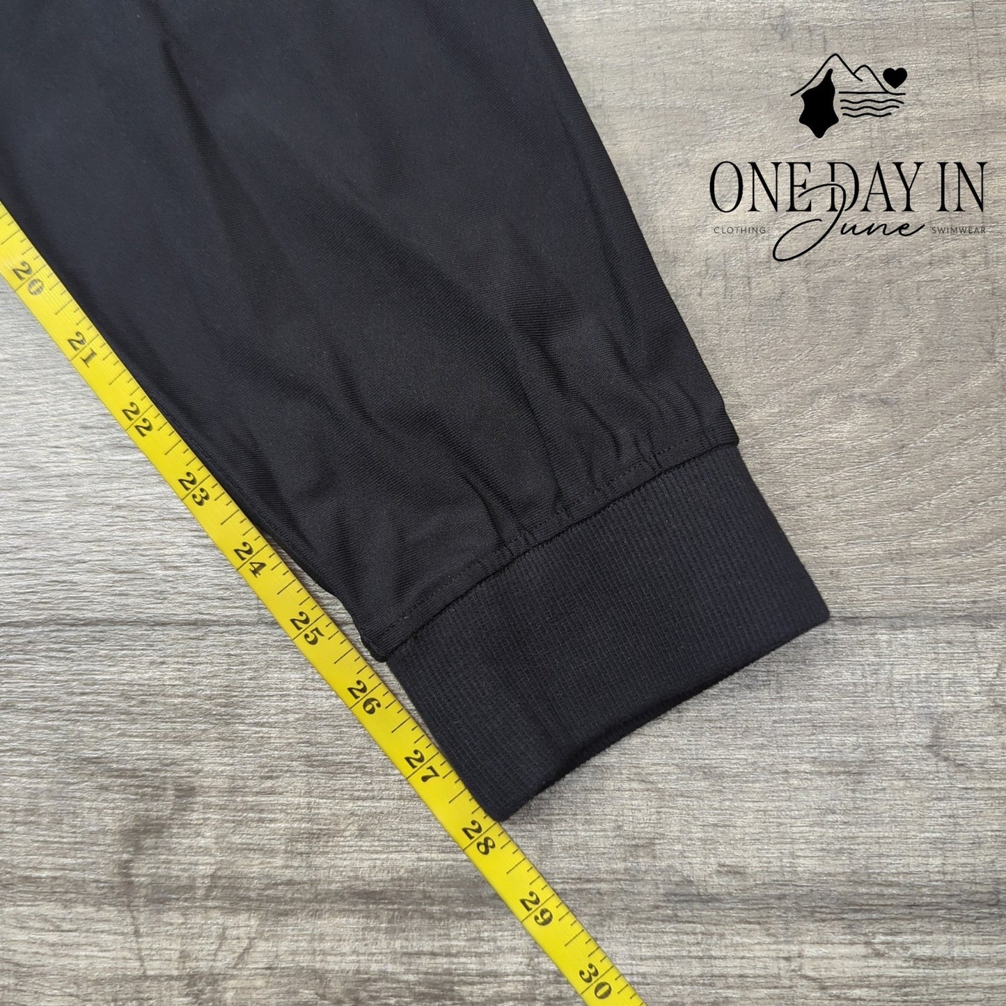 Italic Jogger Pants Size S