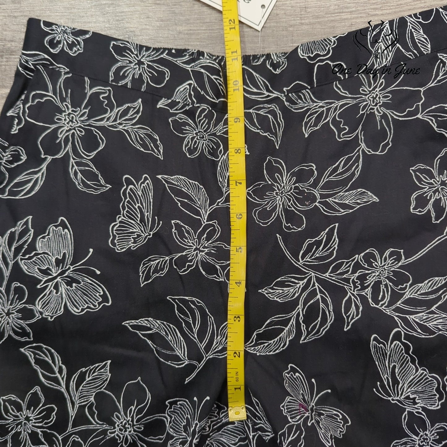 Alfred Dunner Petite Southern Charm Pull On Pants Size 6P