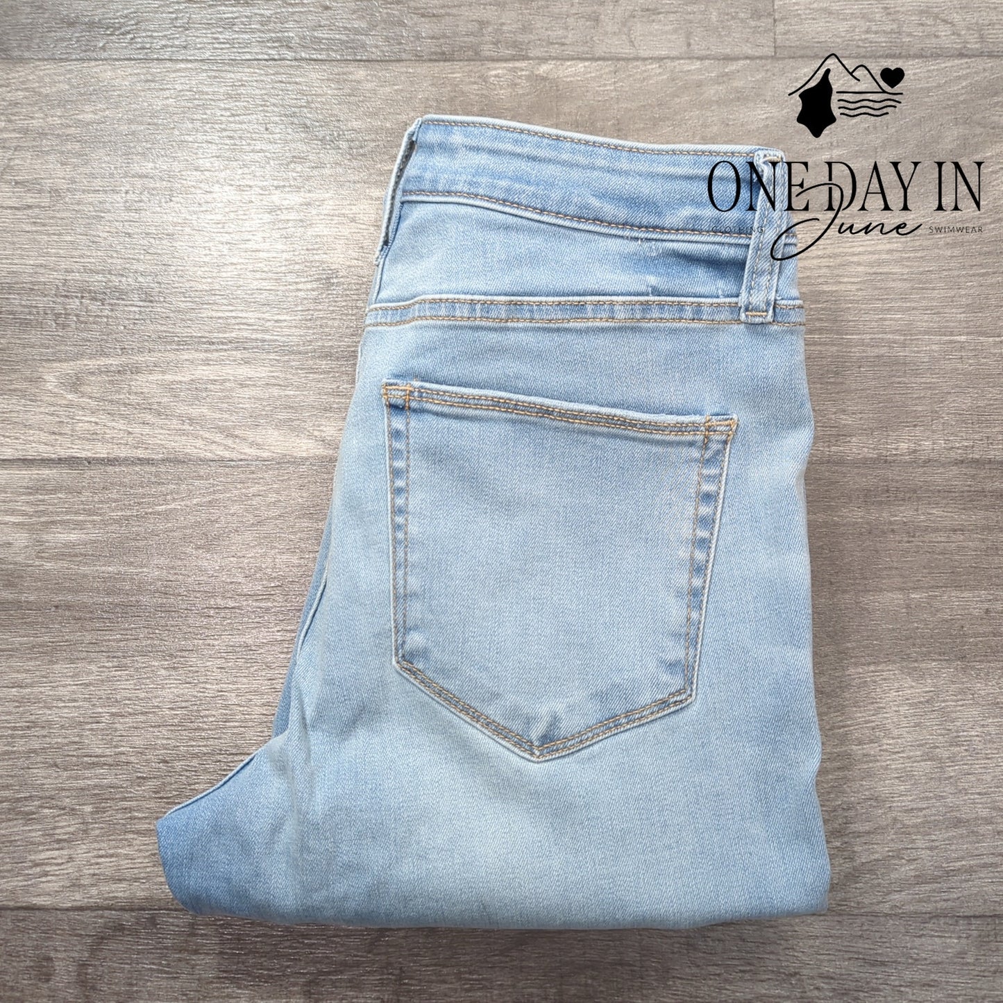 Arizona Jean Co. Juniors High Rise Jegging Jeans Size 9 Long