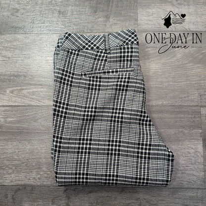 New York & Company Plaid Straight Leg Dress Pants Black White NWT Size 8