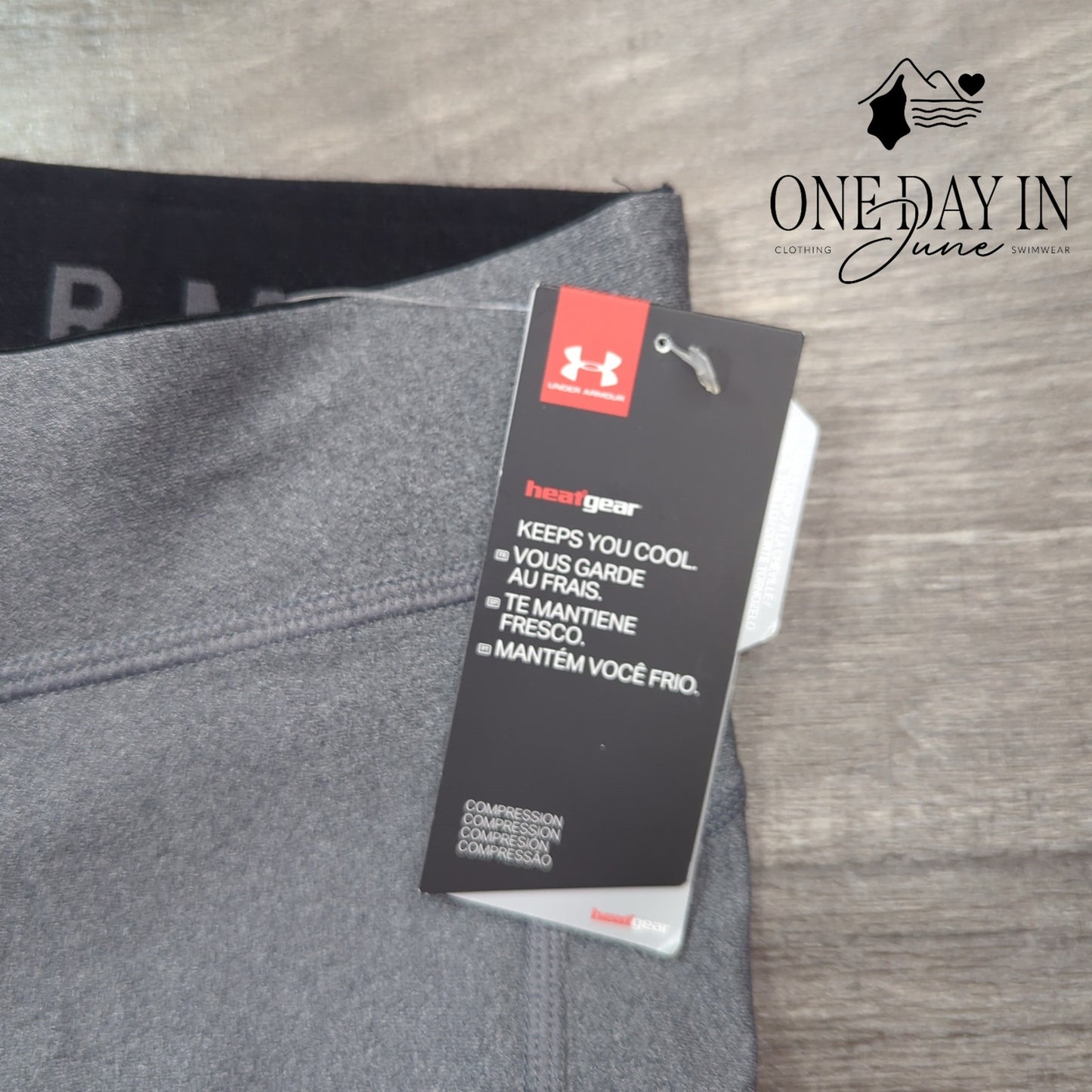 Under Armour Cropped Leggings Size M