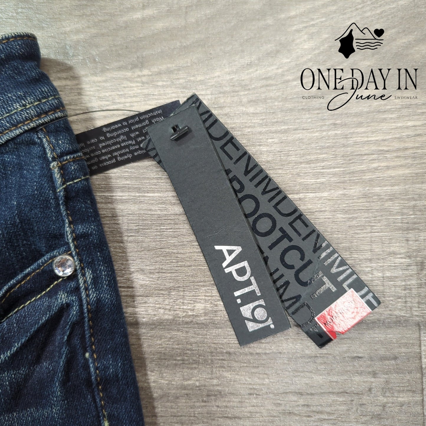 Apt. 9 Modern Fit Bootcut Jeans Size 6