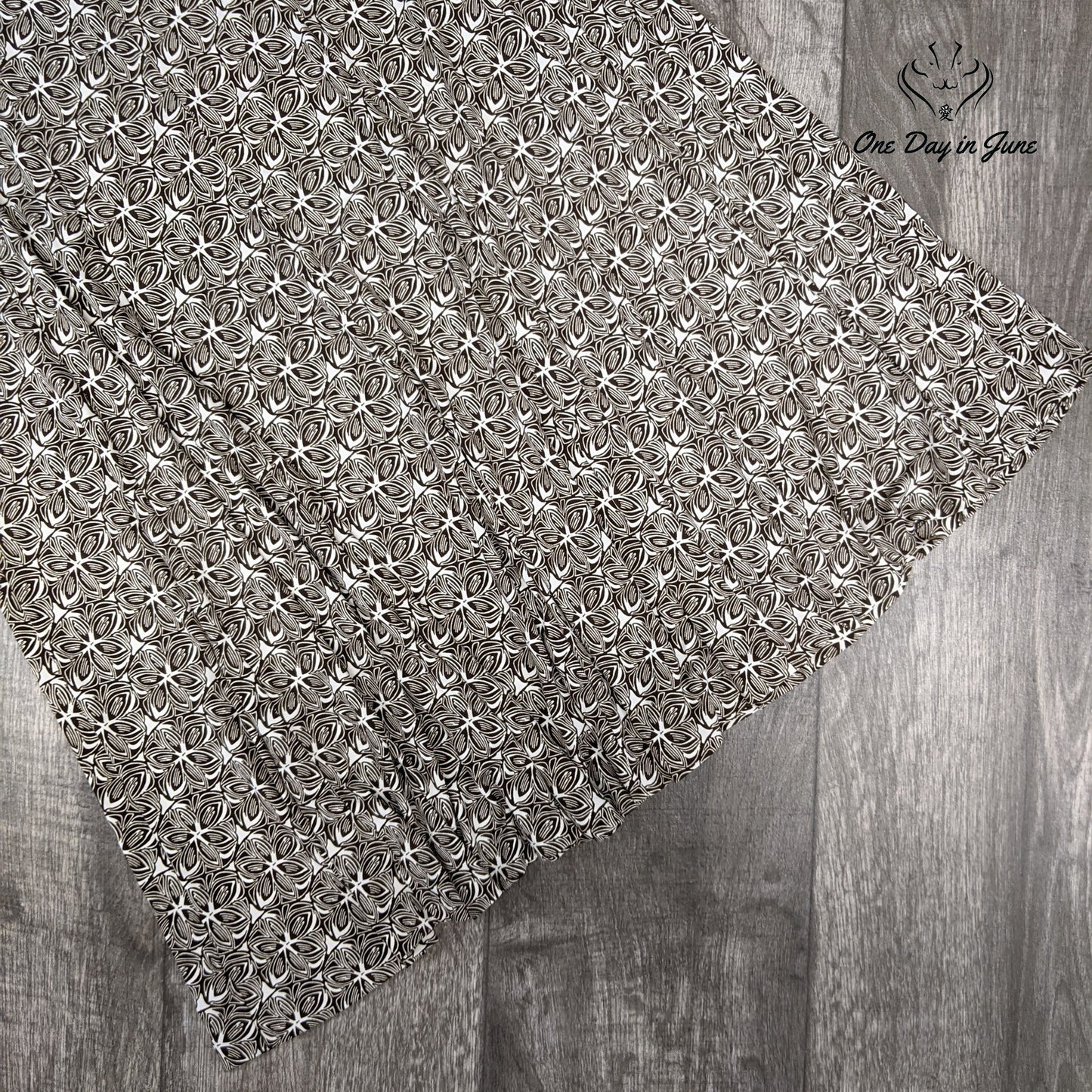 Anne Klein Lightly Pleated Midi Skirt Size S