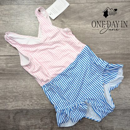 aichilra Ruffle One Piece Swimsuit Size 5-6Y