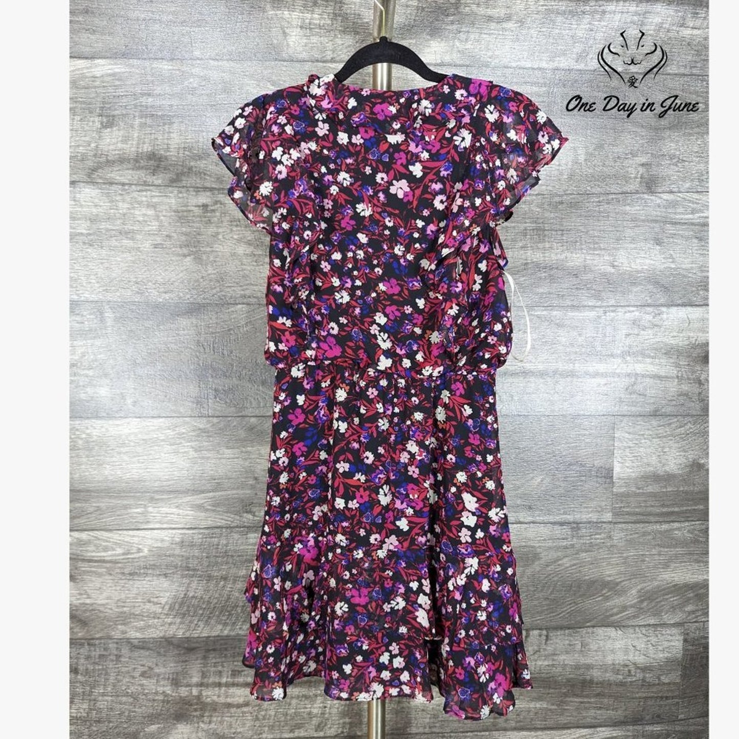 BCBGeneration Floral Sleeveless Mini Dress Size 6