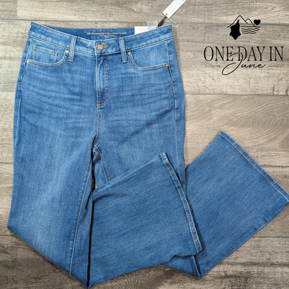 Chico's So Slimming High Rise Flare Jeans Size Chico's 1.5 (10)