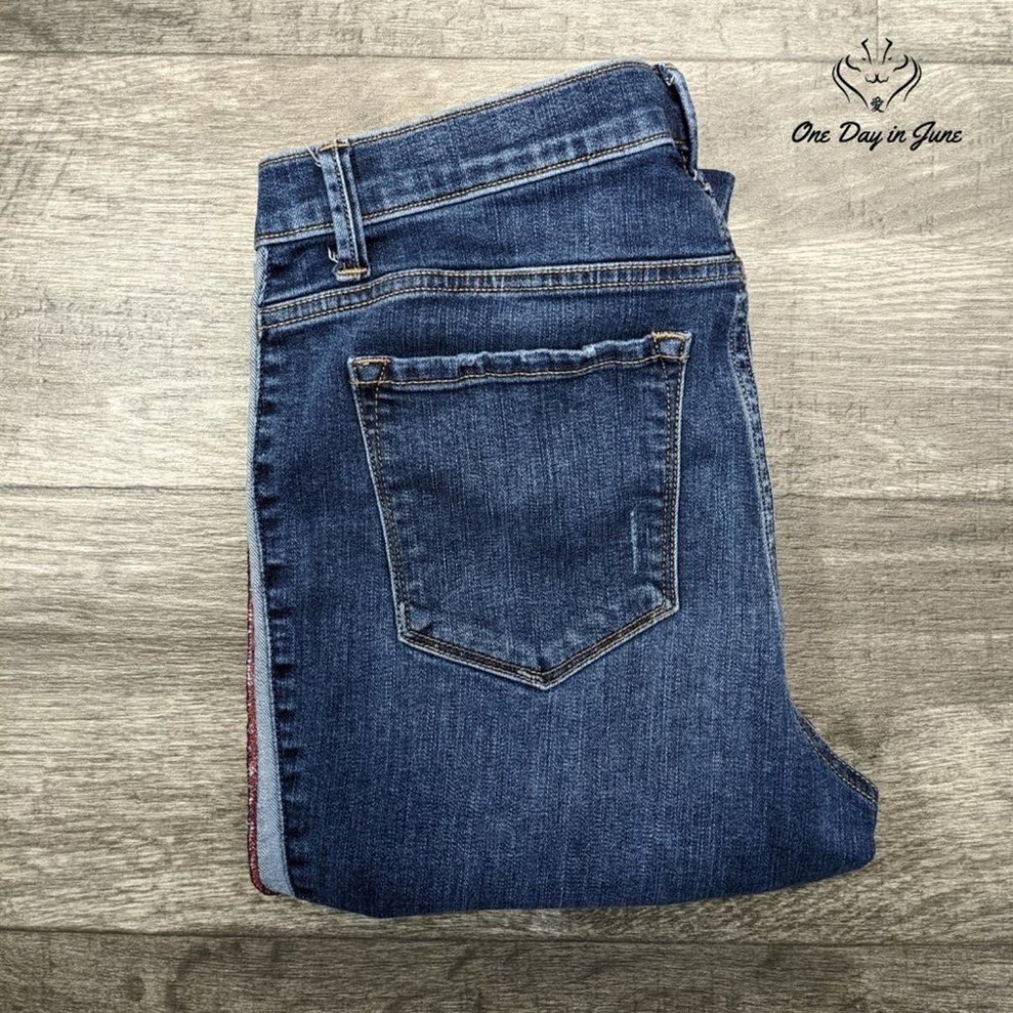 Sneak Peek Juniors Mid Rise Ankle Jeans Size 11