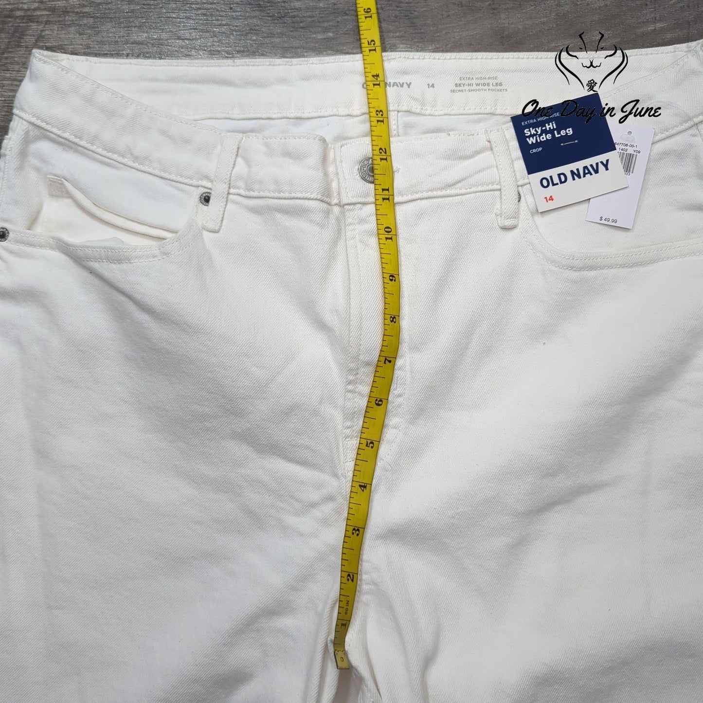 Old Navy Sky Hi Wide Leg Jeans Size 14