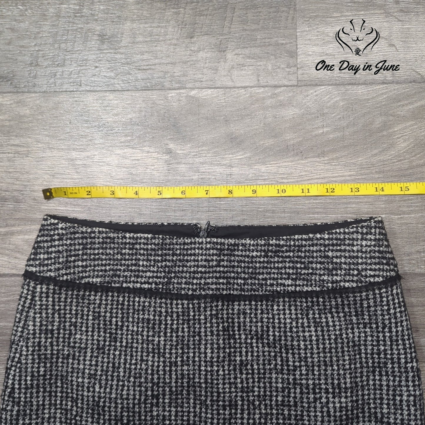 Ann Taylor Petite Wool Mini Skirt Size 0P