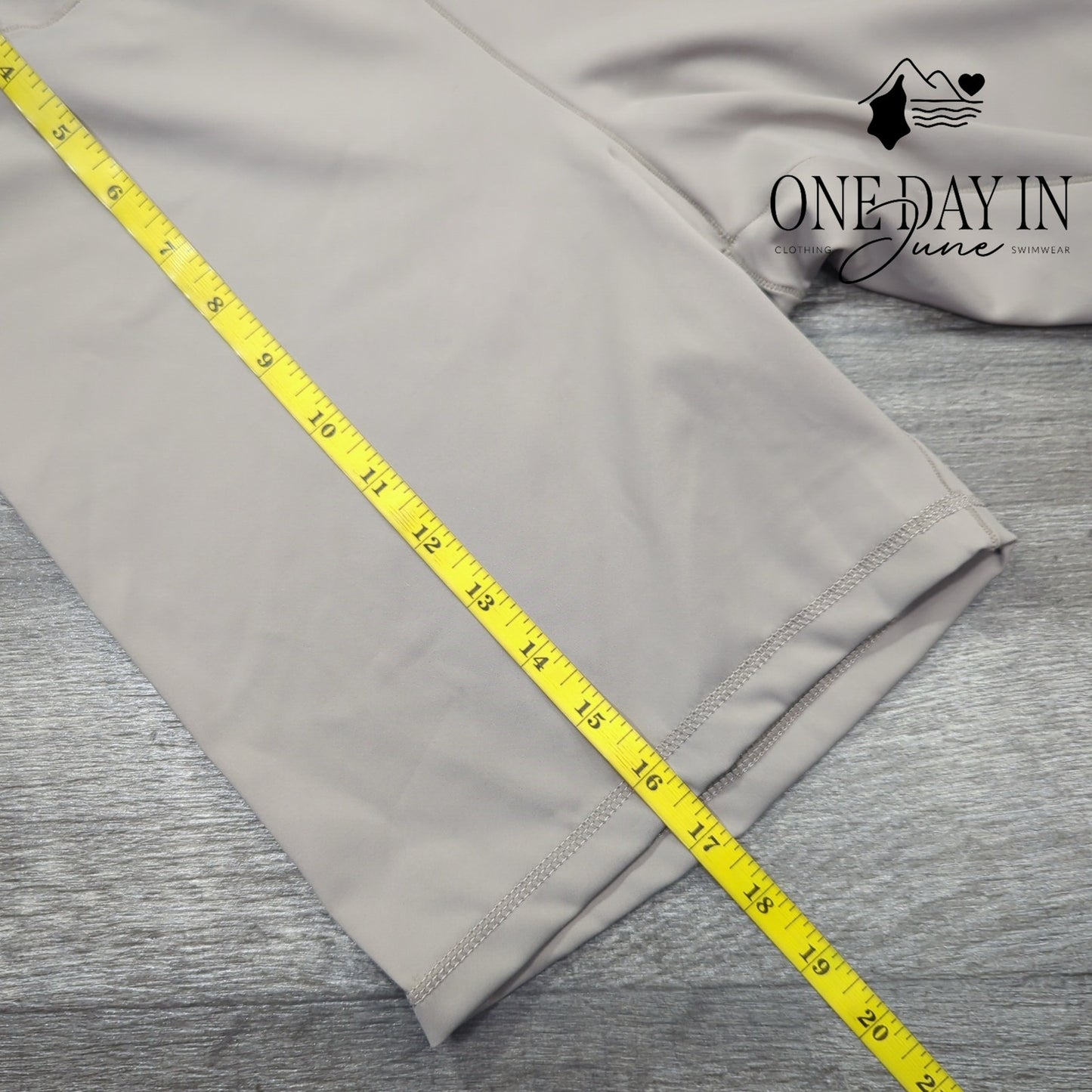 Better / Together Yoga Shorts Size L