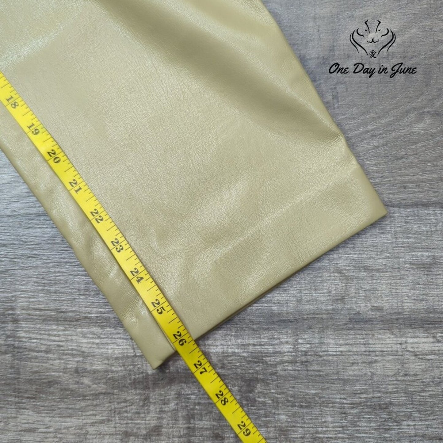 Babaton Aritzia Faux Leather Pants Beige Tan Straight Leg Trousers Size 14