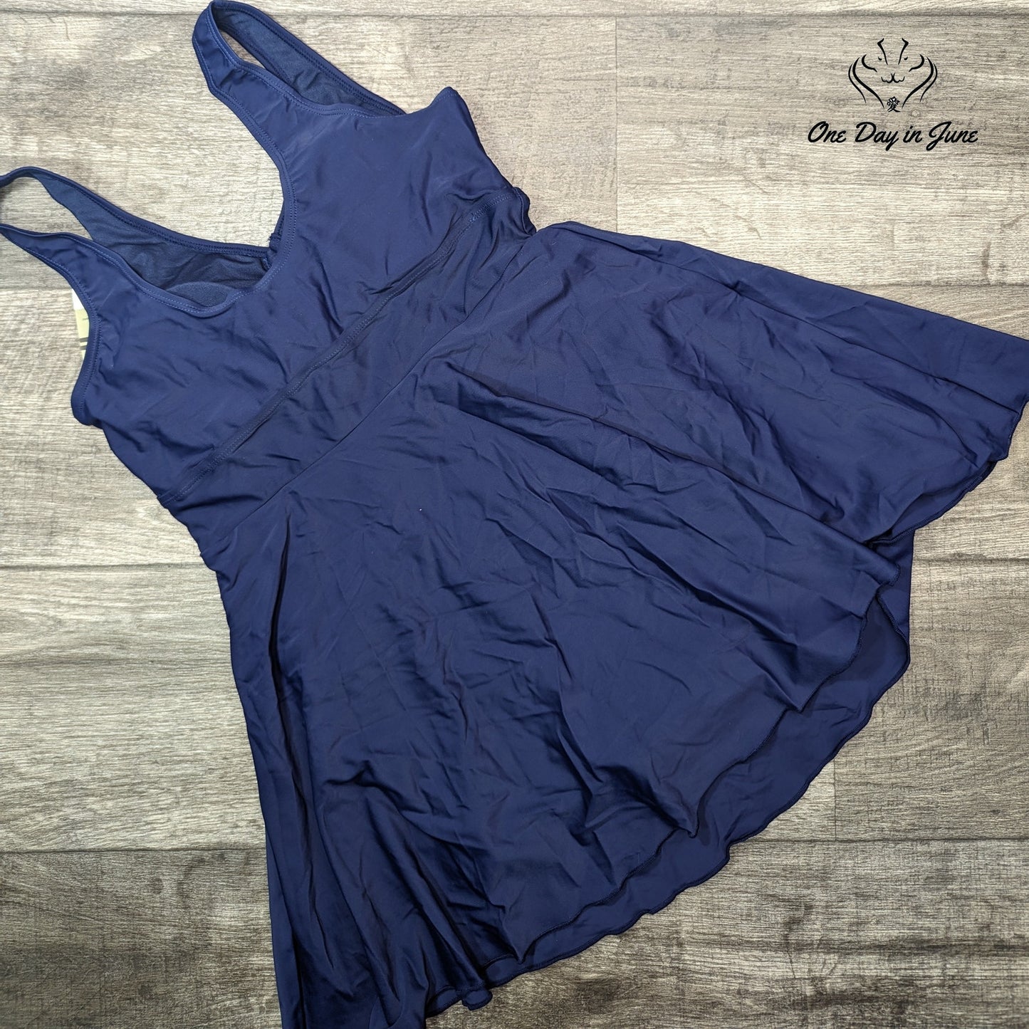 Shekini Skirted One Piece Swimdress Size M