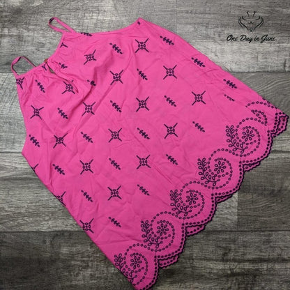 Crown & Ivy High Neck Tank Top Size XS