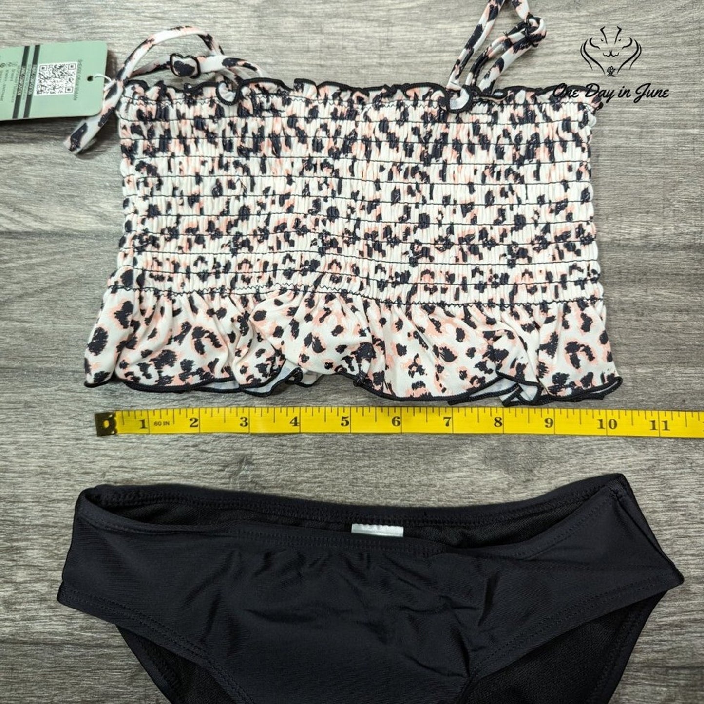 Shekini Girls Smocked Ruffle Bikini Swimsuit Size 6/8