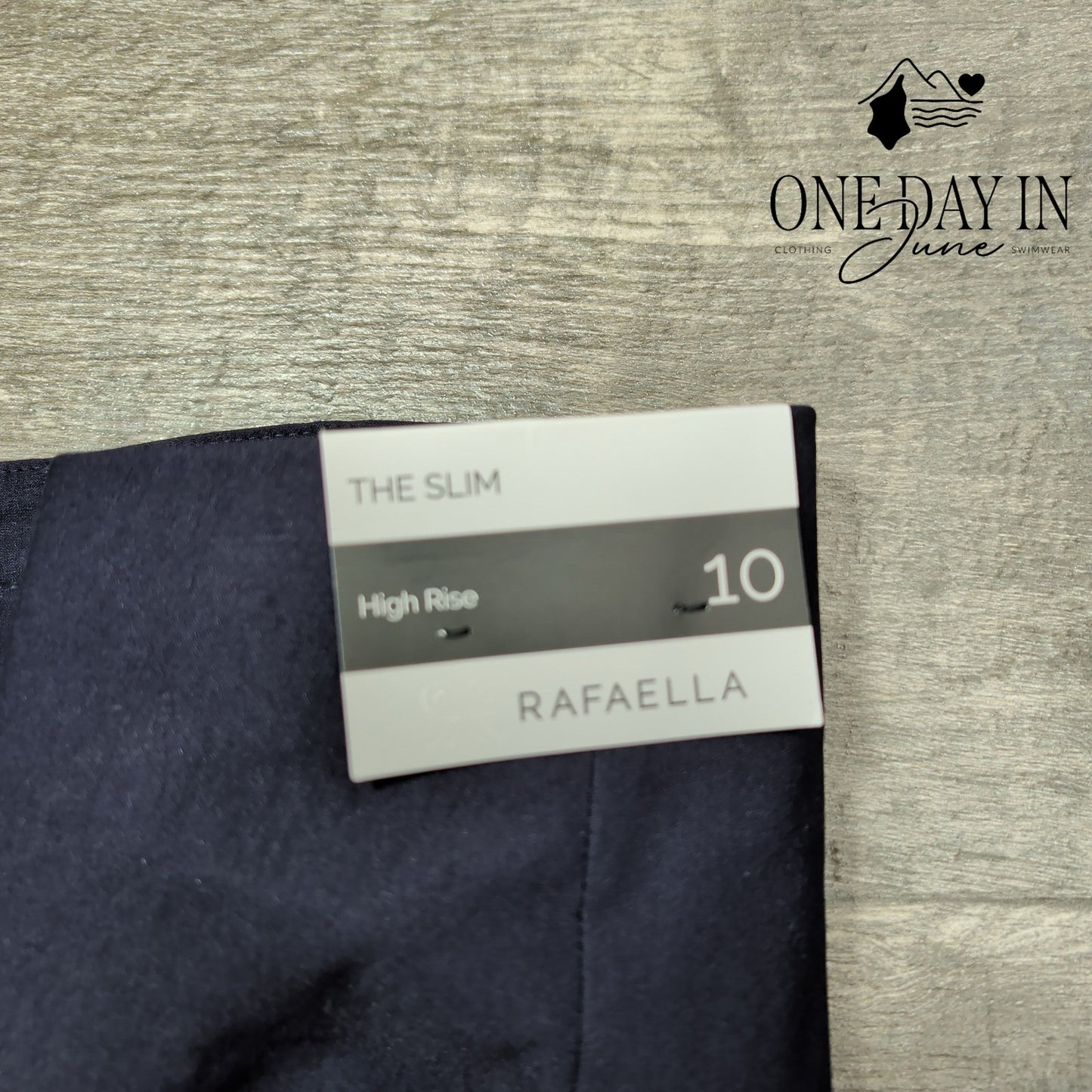 Rafaella Slim Leg Pants Size 10