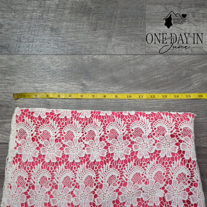 Francesca's Lave Overlay Skirt Size M