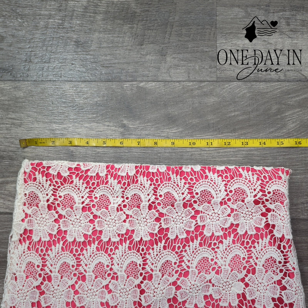 Francesca's Lace Overlay Mini Skirt Hot Pink White Floral Crochet Size M