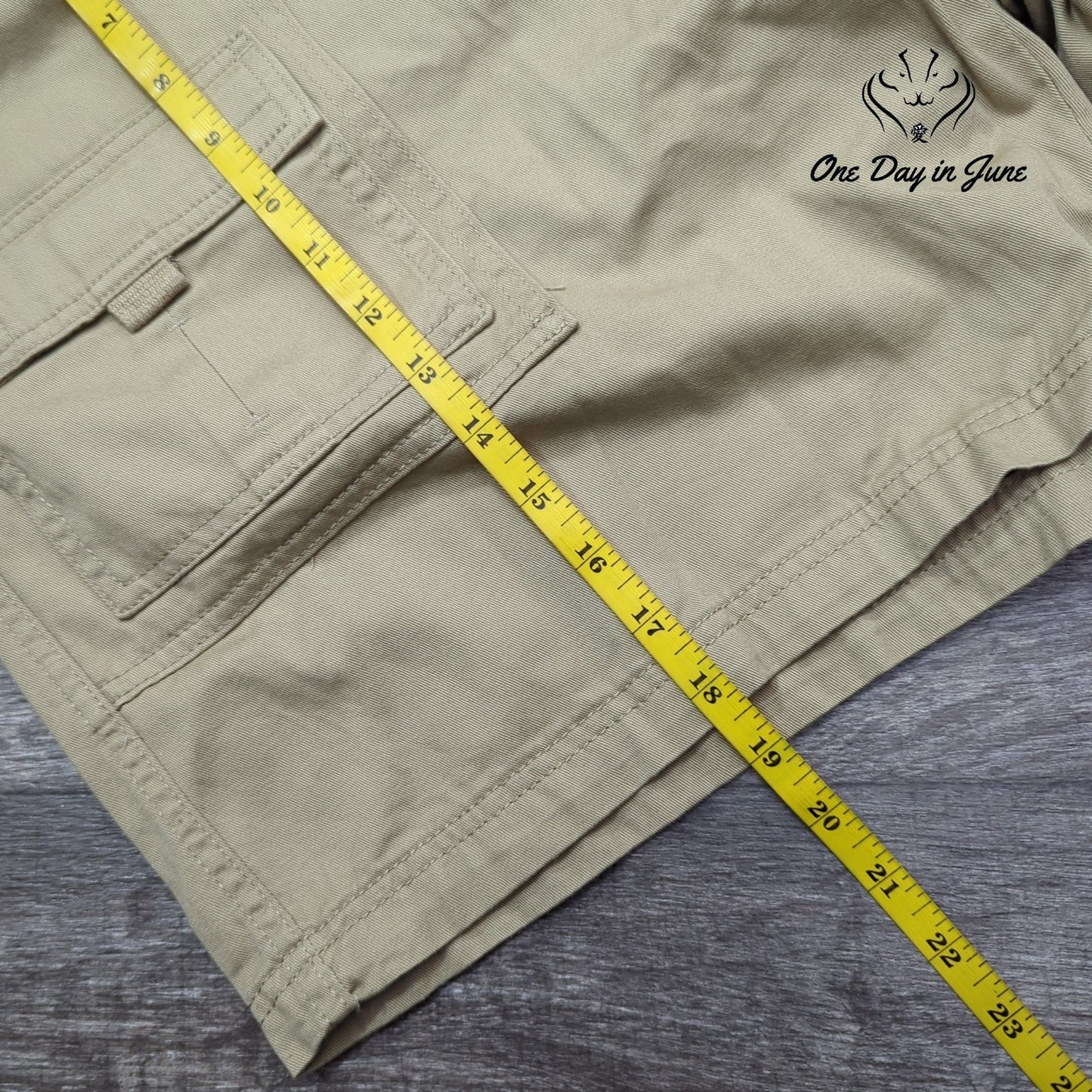 St. John's Bay 7" Hiking Shorts Size 44