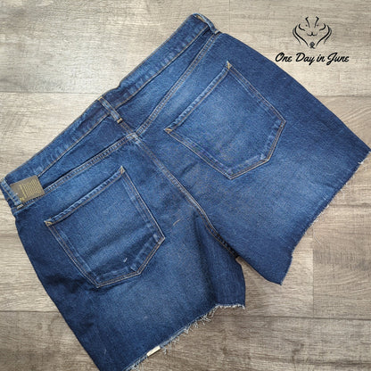 a.n.a High Rise Denim Boyfriend Shorts Size 18
