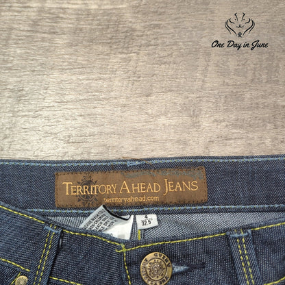 Territory Ahead Jeans =Women's Straight Leg Dark Wash Denim Size 4