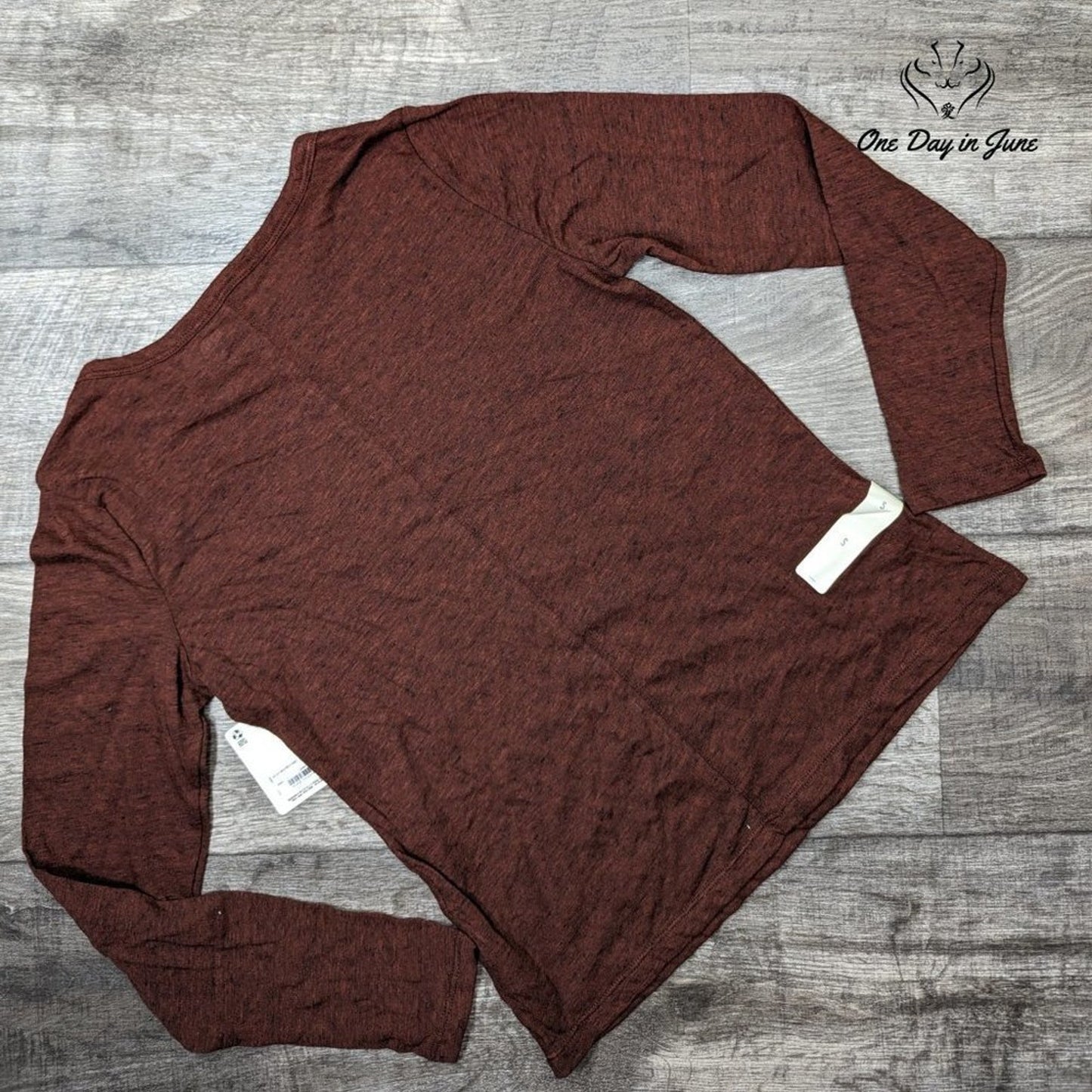 A.n.a Long Sleeve Tee Shirt Size S