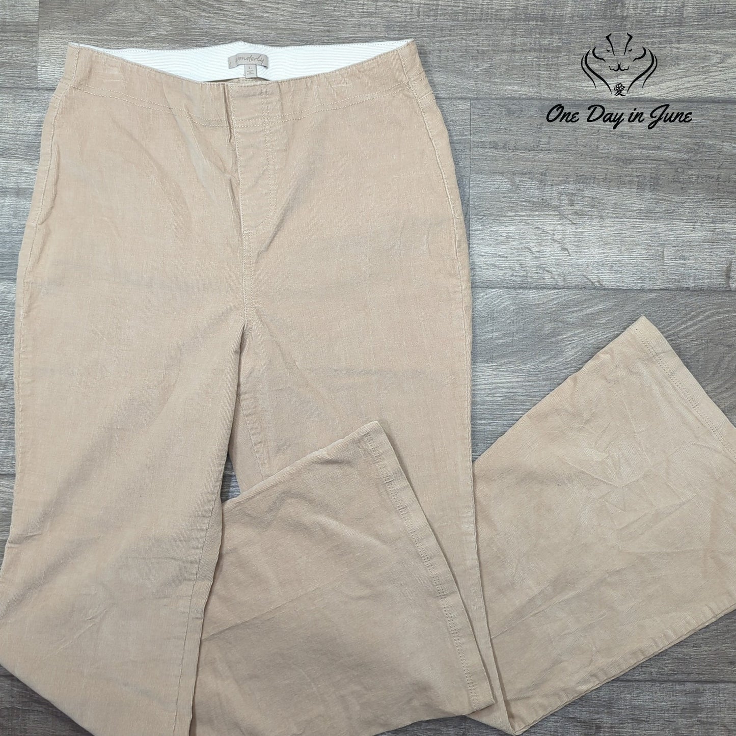 Wonderly Pull On Corduroy Pants Size L