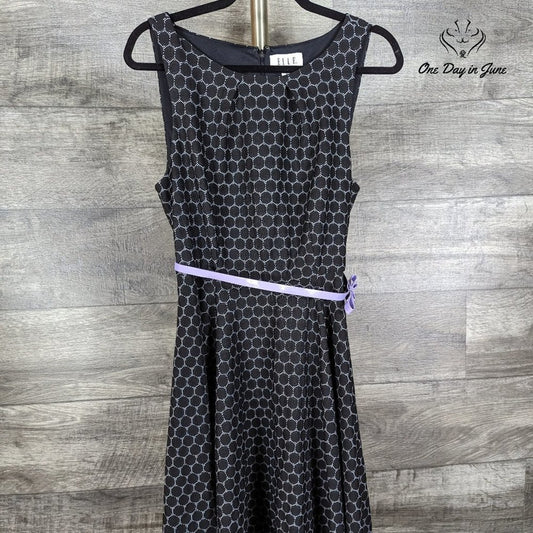 Elle Sleeveless Fit & Flare Dress with Belt Size M