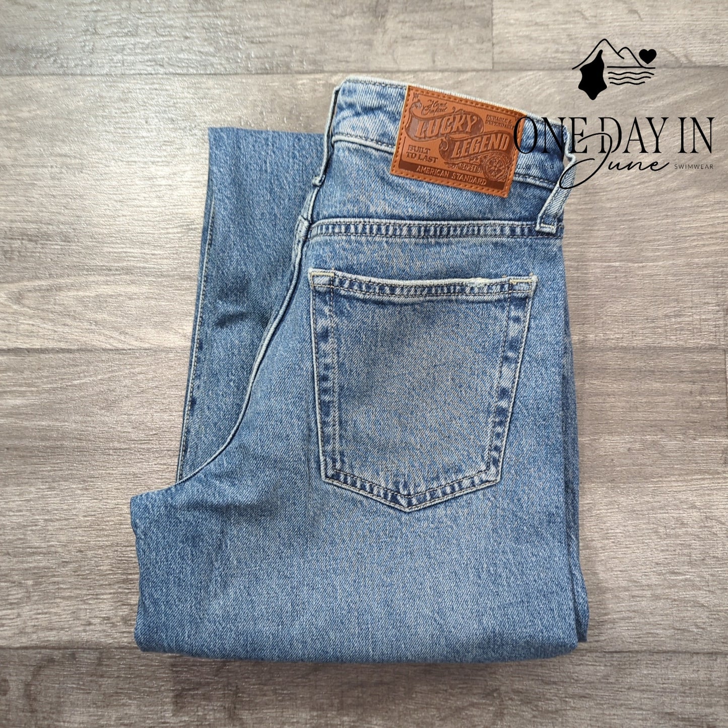 Lucky Brand The Baggy Bow Down Wash Jeans Size 0 (25)