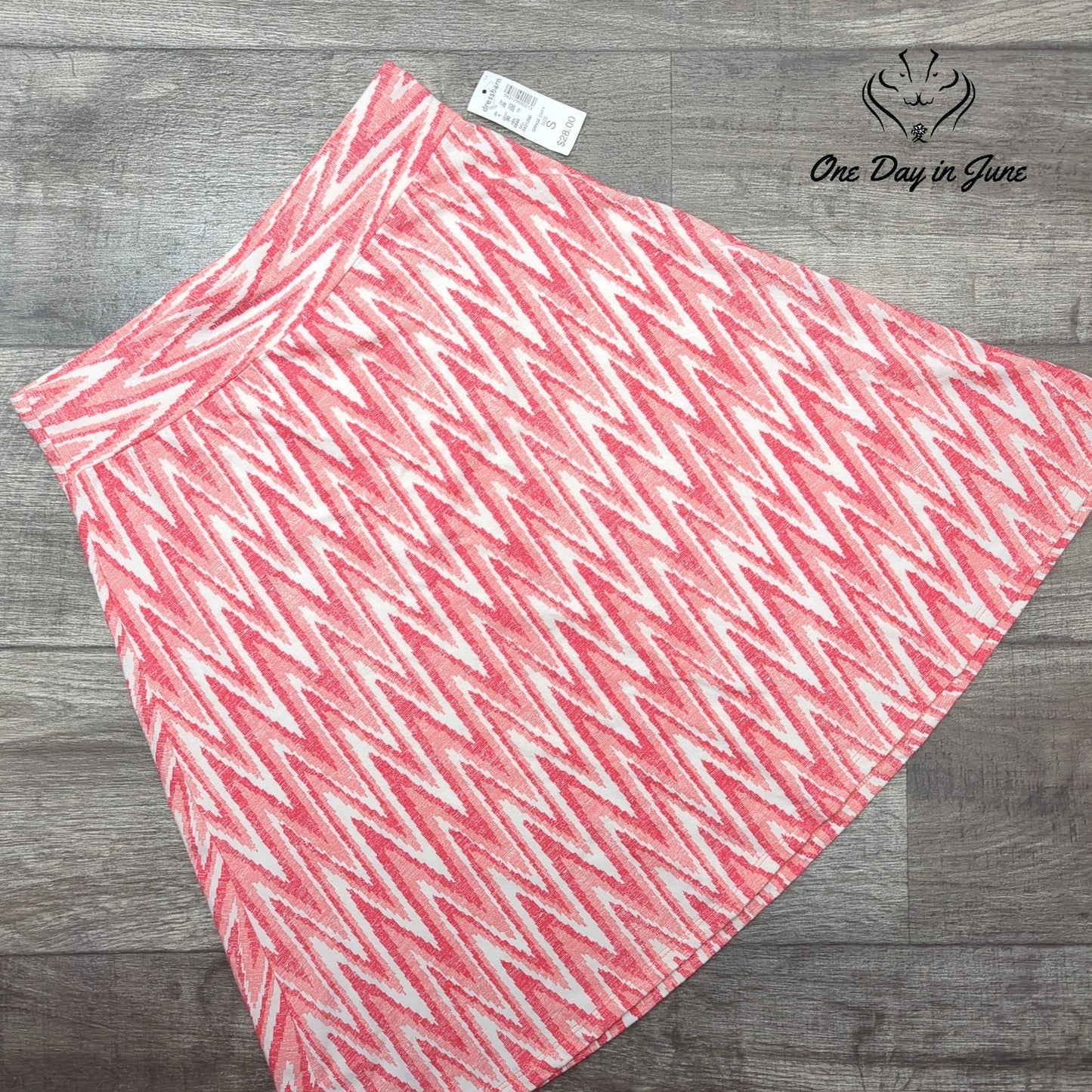 Dress Barn Pull On Mini Skirt Size S