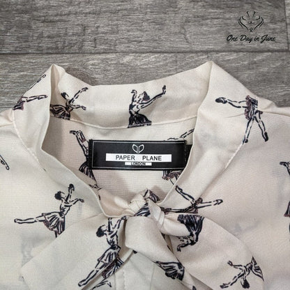 Paper Plane Sleeveless Button Front Top Size M/L