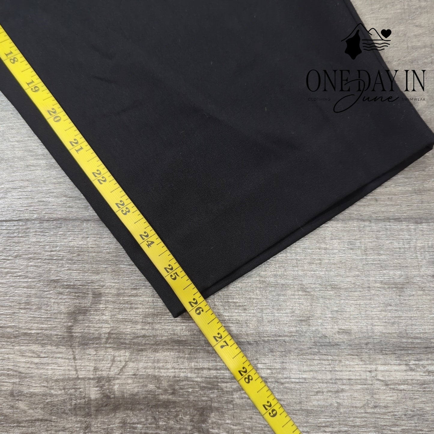 A New Day Cropped Pants Size 6