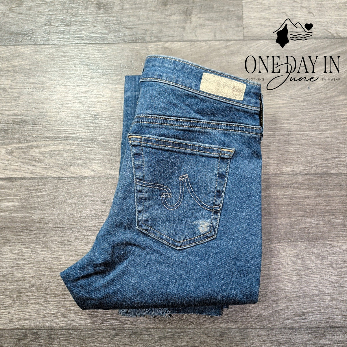 AG Adriano Goldschmied The Legging Ankle Distressed Skinny Jeans NWT Size 4 (27)