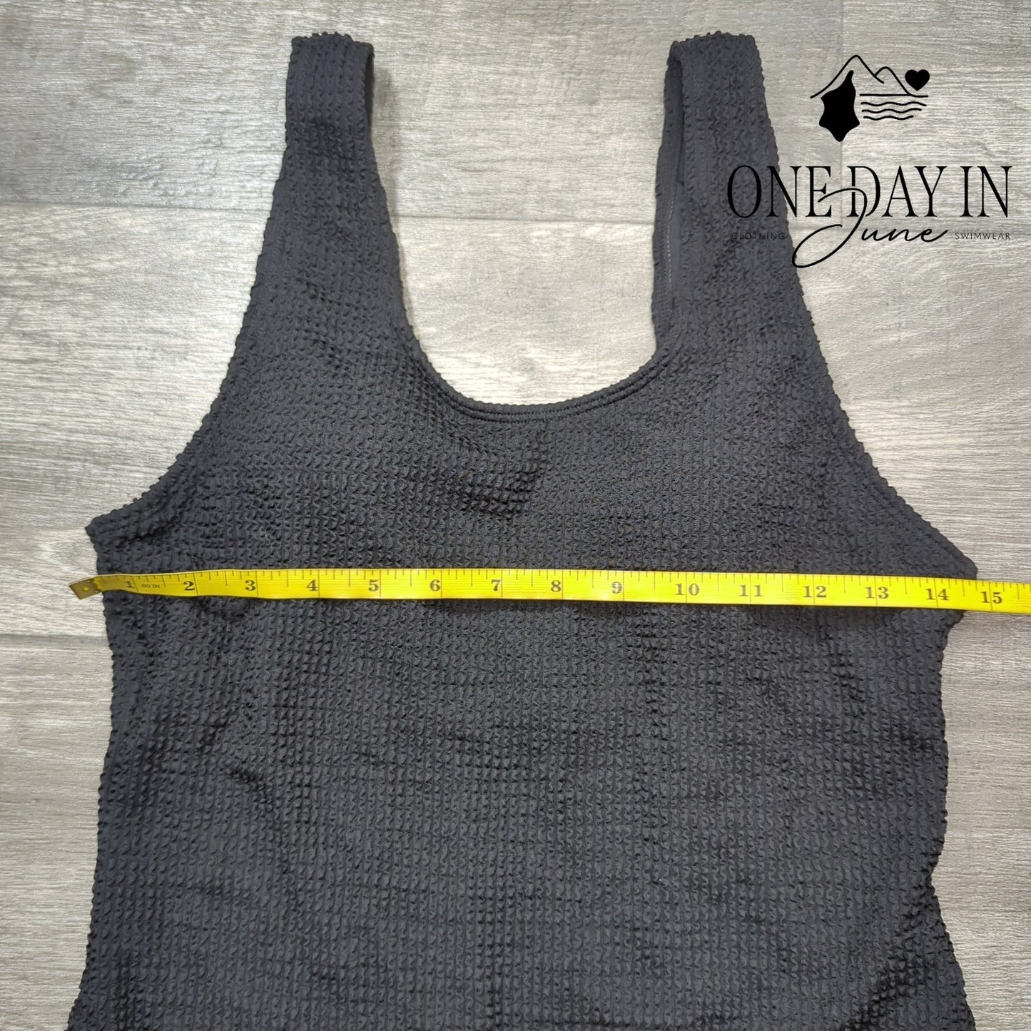 Aleumdr Smocked One Piece Swimsuit Size XL