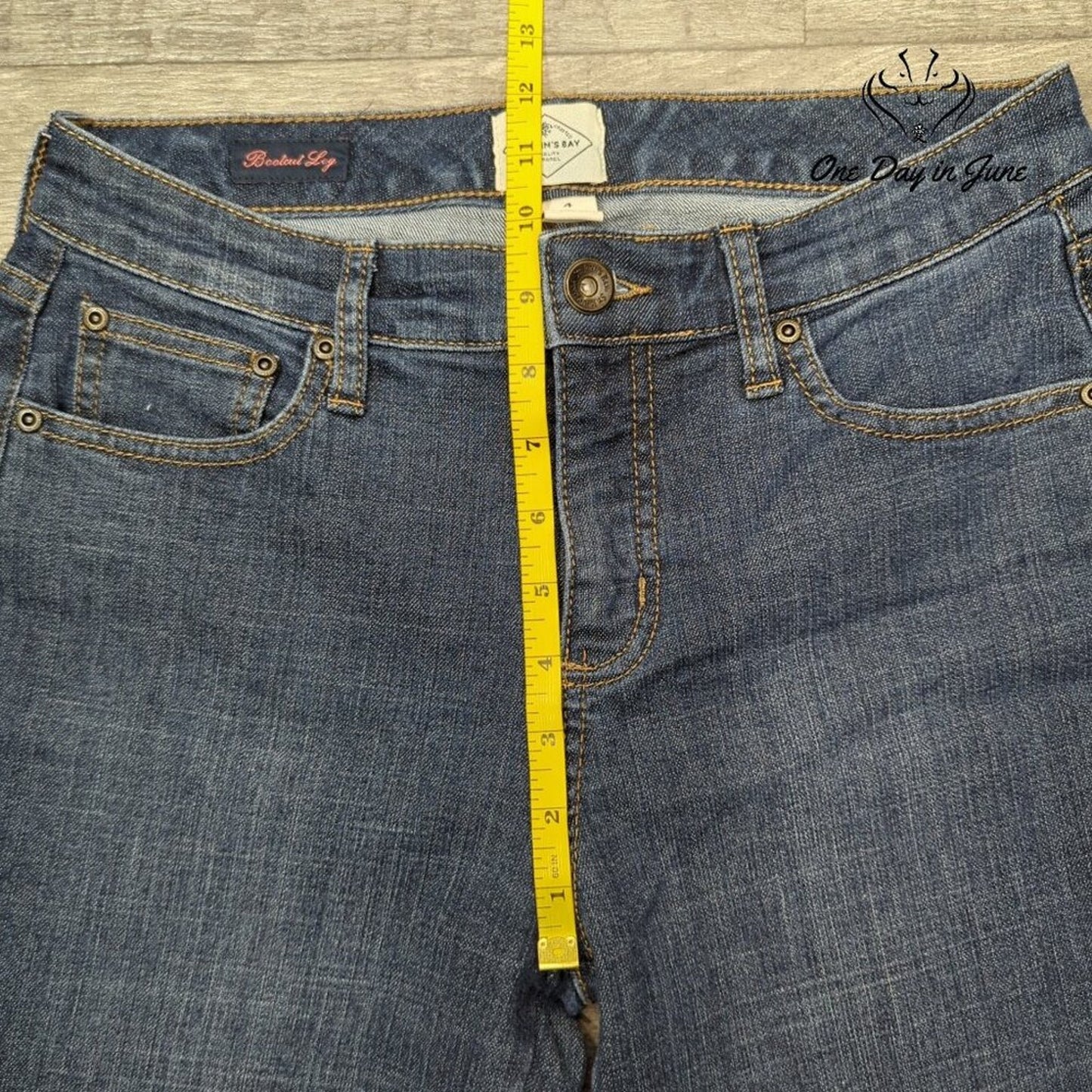 St. John's Bay Boot Cut Leg Jeans Size 4