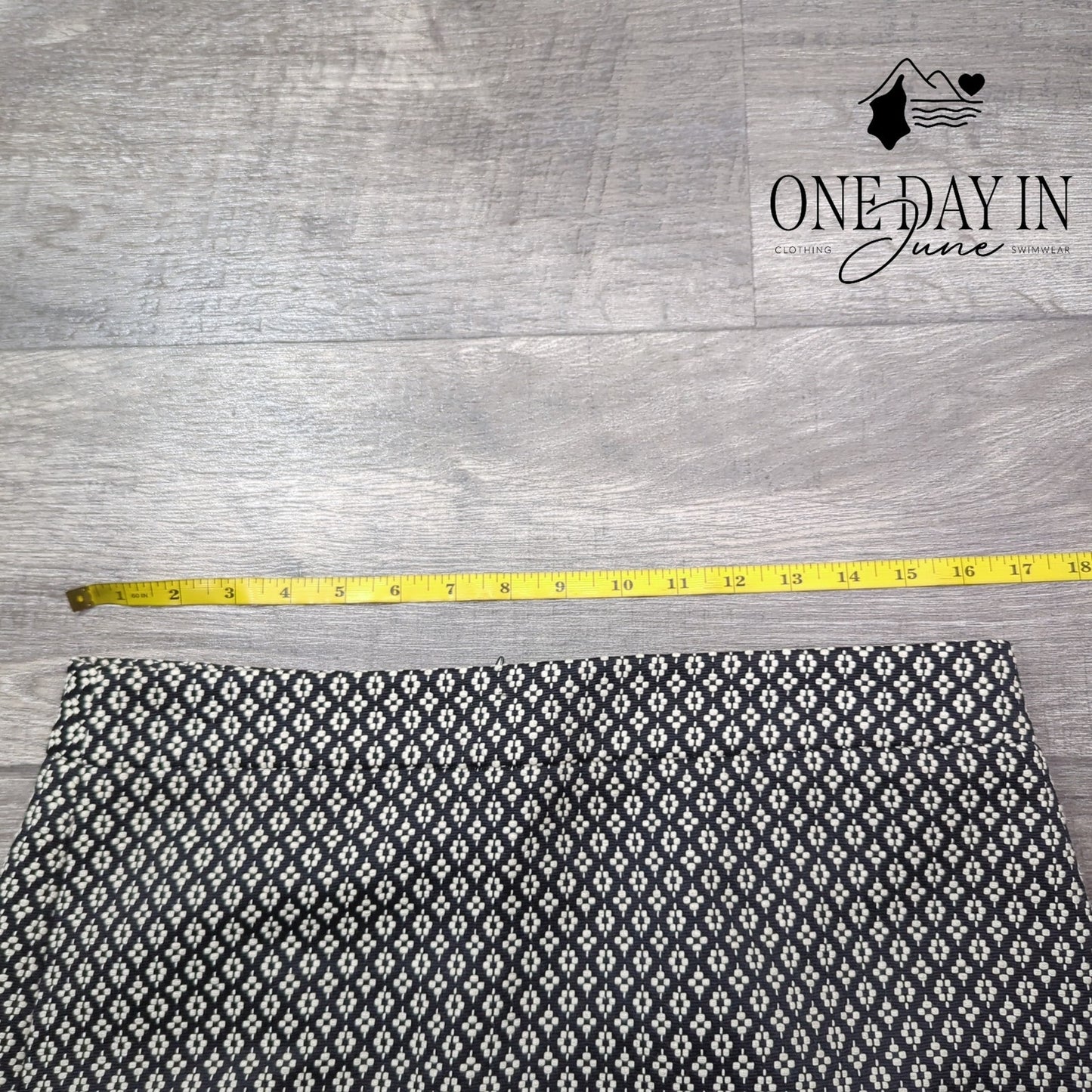 Loft Mini Skirt Size 8