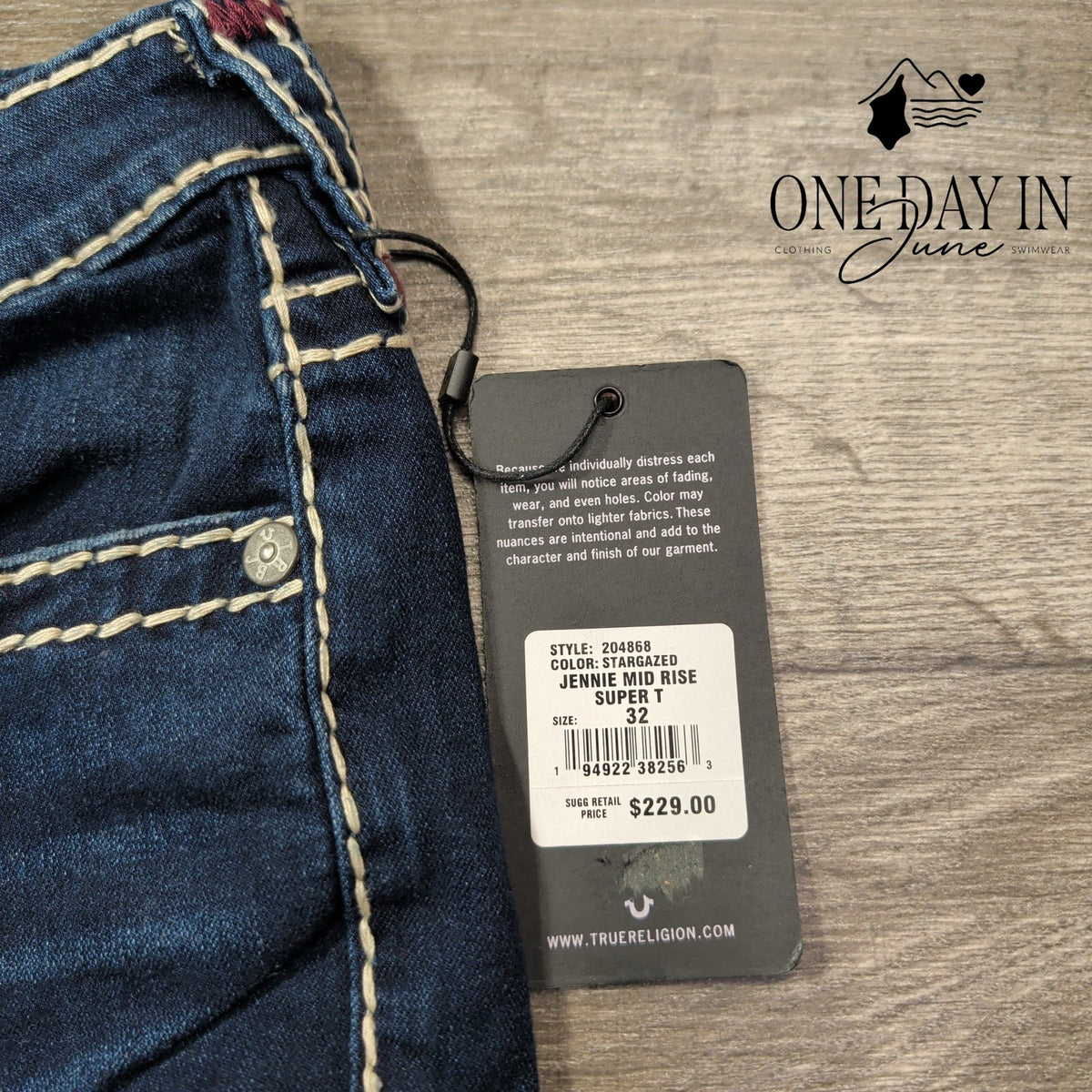 True Religion Jennie Curvy Mid Rise Super Skinny Jeans Dark Blue NWT Size 14