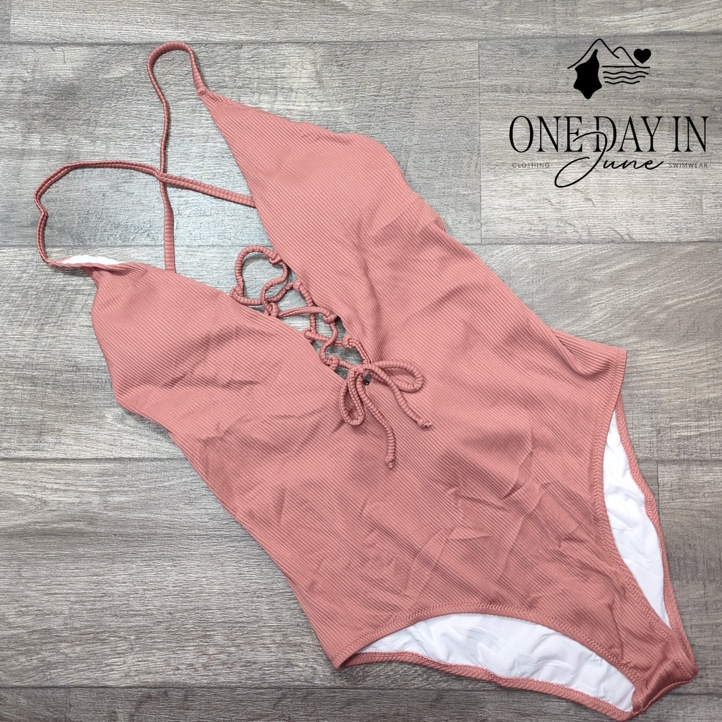 Cupshe Ribbed Lace Up Front Swimsuit Size L