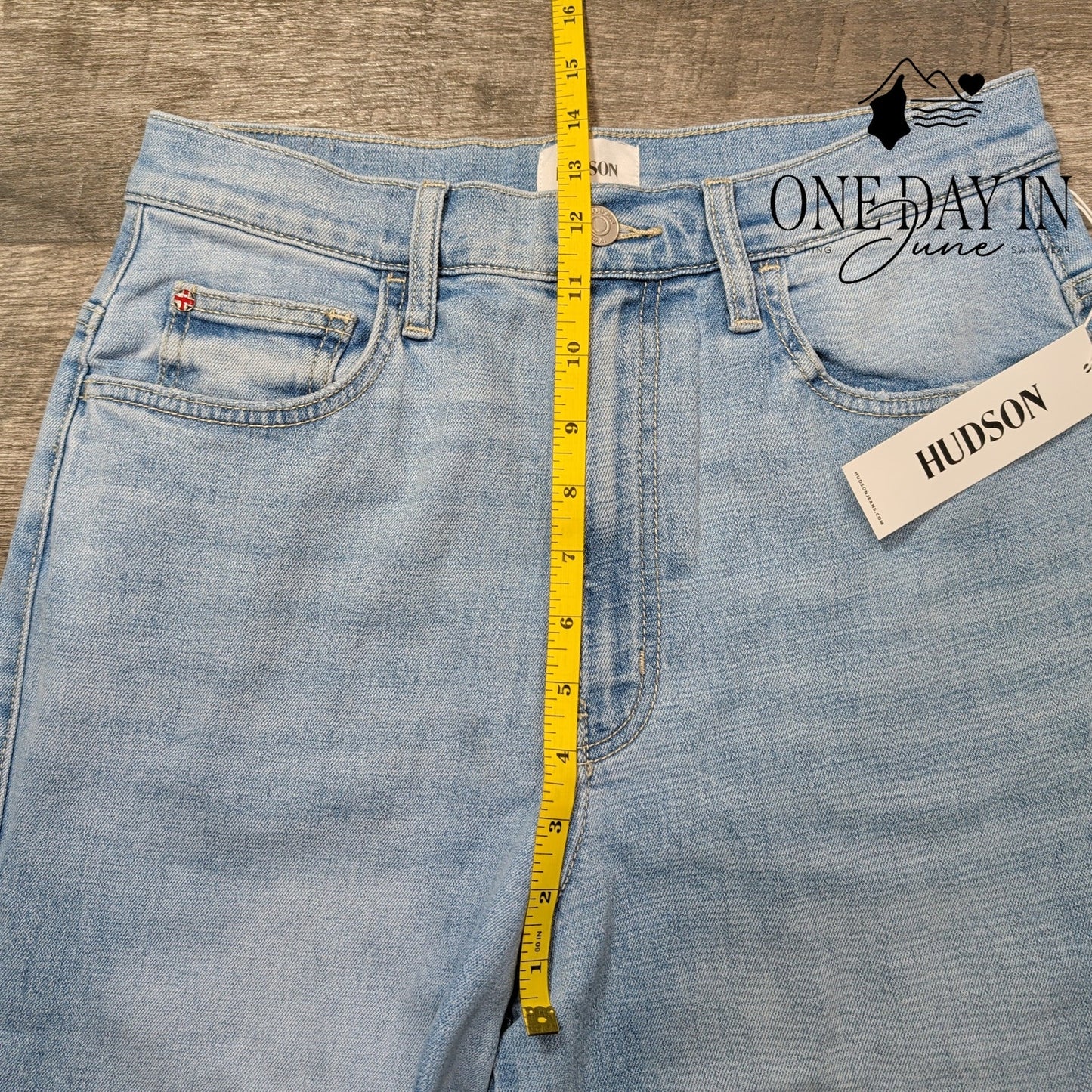 Hudson Jamie High Waist Wide Leg Jeans Light Wash NWT Size 6 (28)