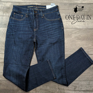 Chico's Girlfriend Slim Leg Jeans Size Chico's 00 (2)
