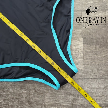 Beautkini Cross Back Sport One Piece Swimsuit Size M