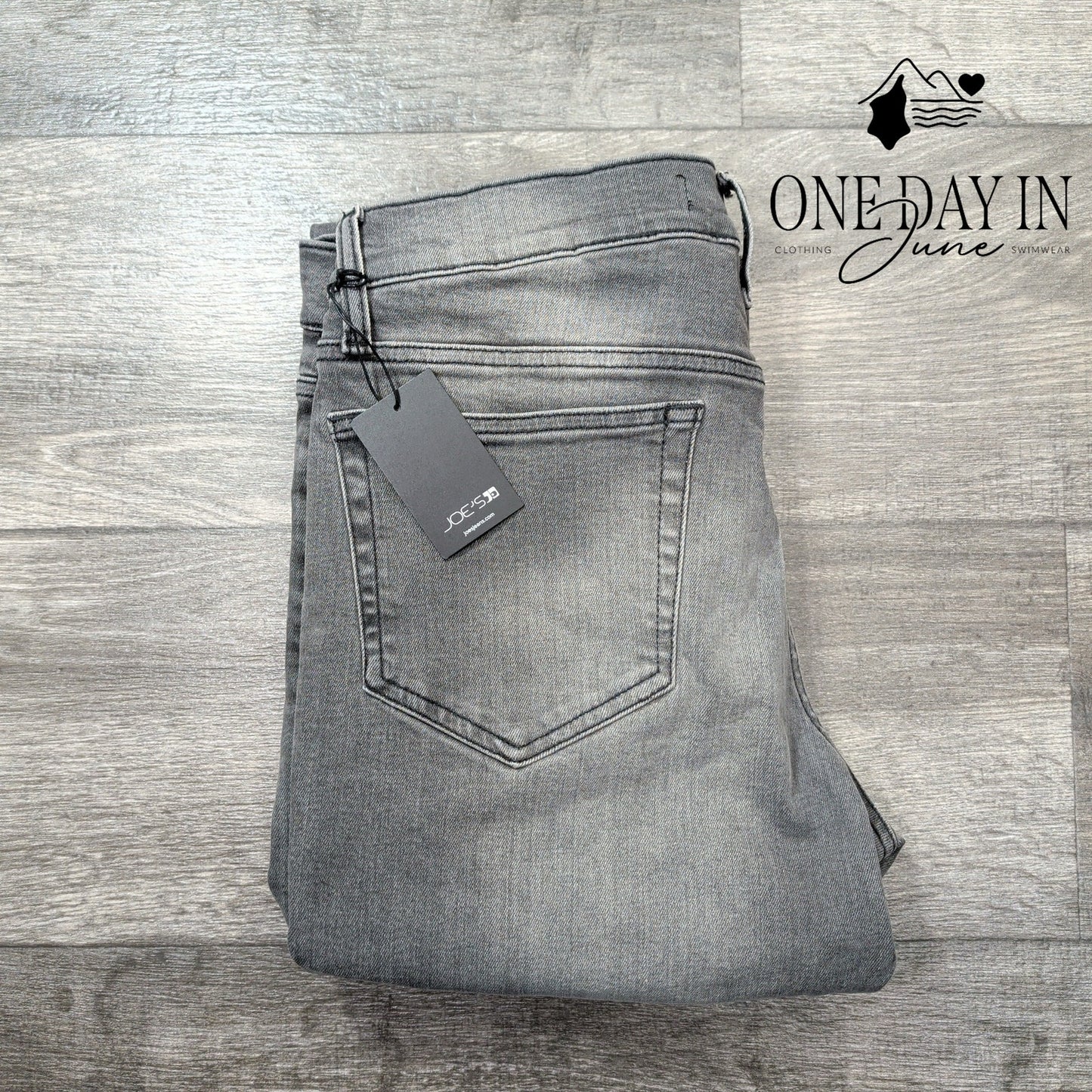 Joe's Jeans Slim Fit Jeans Size 31X32